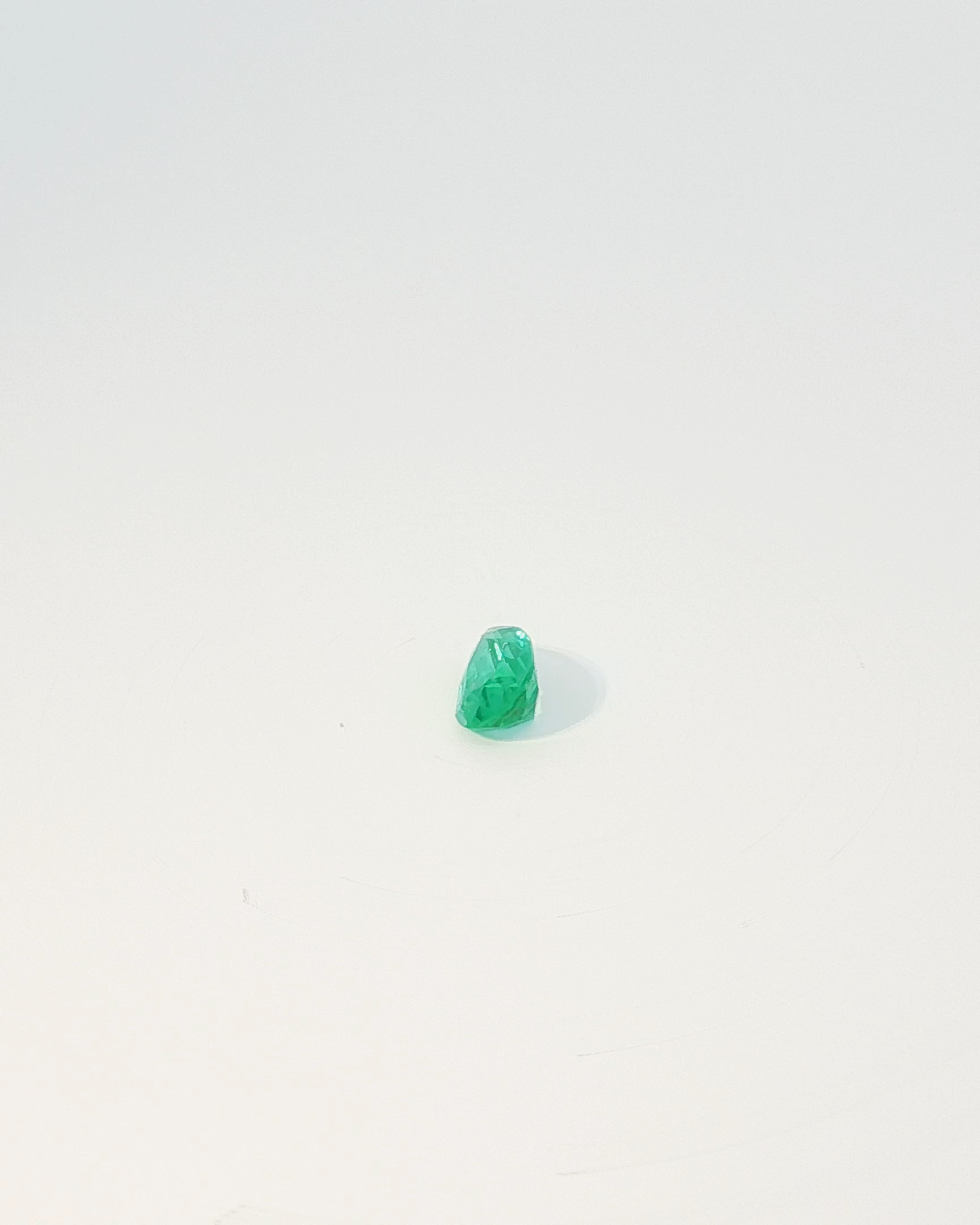 Esmeralda Natural en Talla Pera .68ct